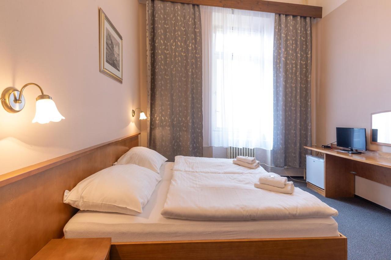 Hotel Slovan Plzeň Kültér fotó